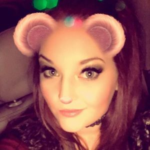 Meet your Posher, Camille